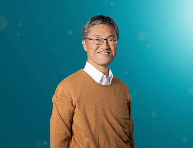 Takashi Ishikawa étudie principalement les cils et les flagelles. Les mouvements de ces excroissances cellulaires, essentiels pour de nombreuses fonctions vitales, sont contrôlés par les protéines motrices des microtubules. Takashi Ishikawa essaie de découvrir de quelle manière précisément.