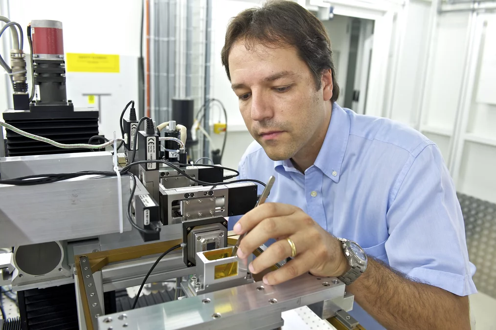 Marco Stampanoni at the measuring station.